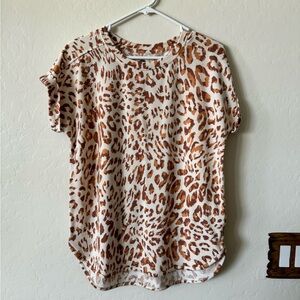 Leopard top